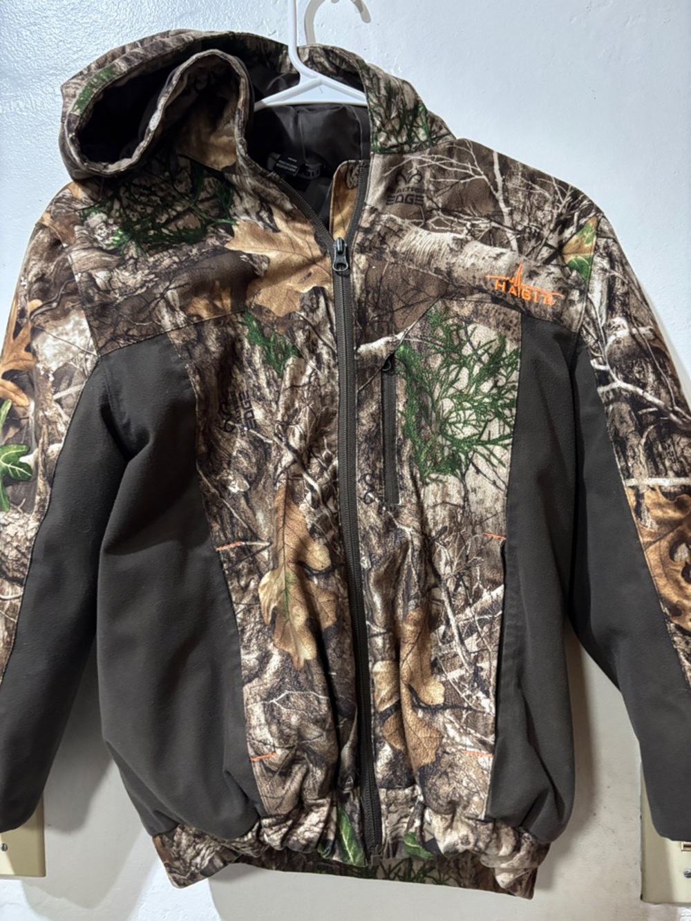 Habit Camo Hooded Softshell Jacket in Brown/Green